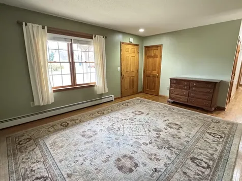 33 Dearborn Circle Walpole NH 03608