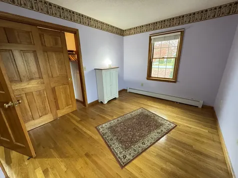 33 Dearborn Circle Walpole NH 03608