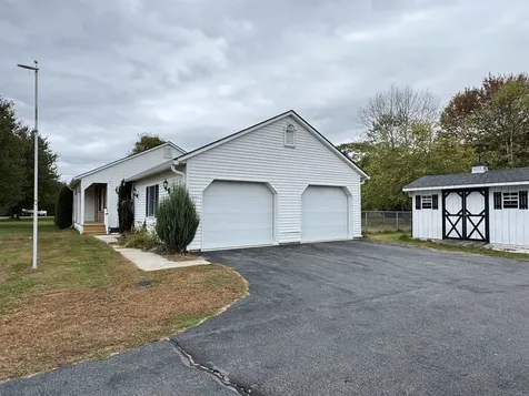 33 Dearborn Circle Walpole NH 03608