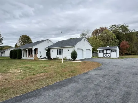 33 Dearborn Circle Walpole NH 03608