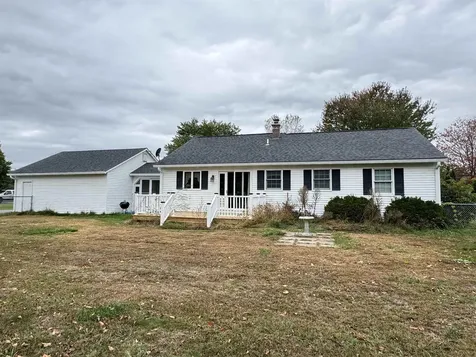 33 Dearborn Circle Walpole NH 03608