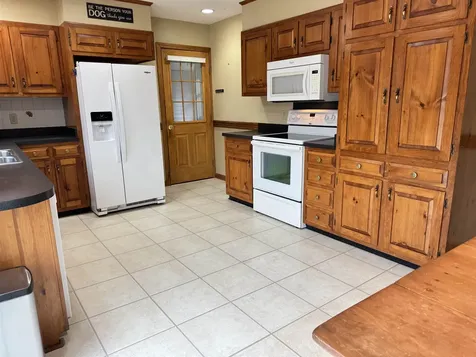 33 Dearborn Circle Walpole NH 03608