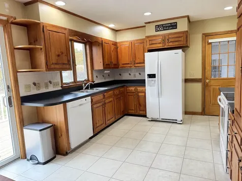 33 Dearborn Circle Walpole NH 03608