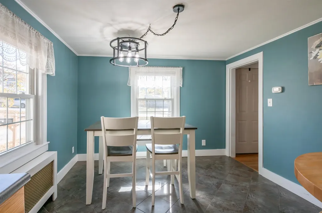 16 Liberty Avenue Franklin NH 03235