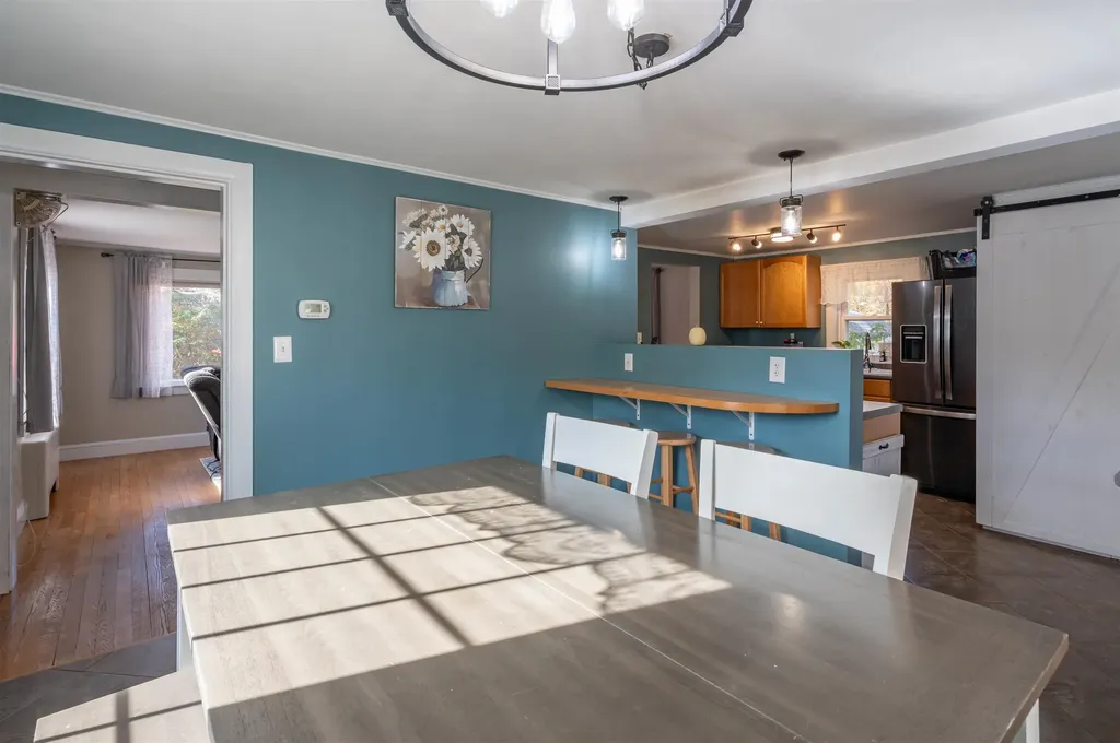 16 Liberty Avenue Franklin NH 03235