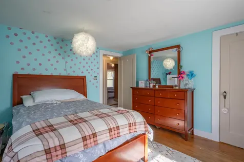 16 Liberty Avenue Franklin NH 03235