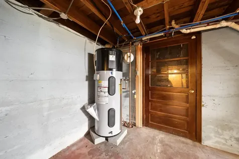 31 Brock Street Rochester NH 03867