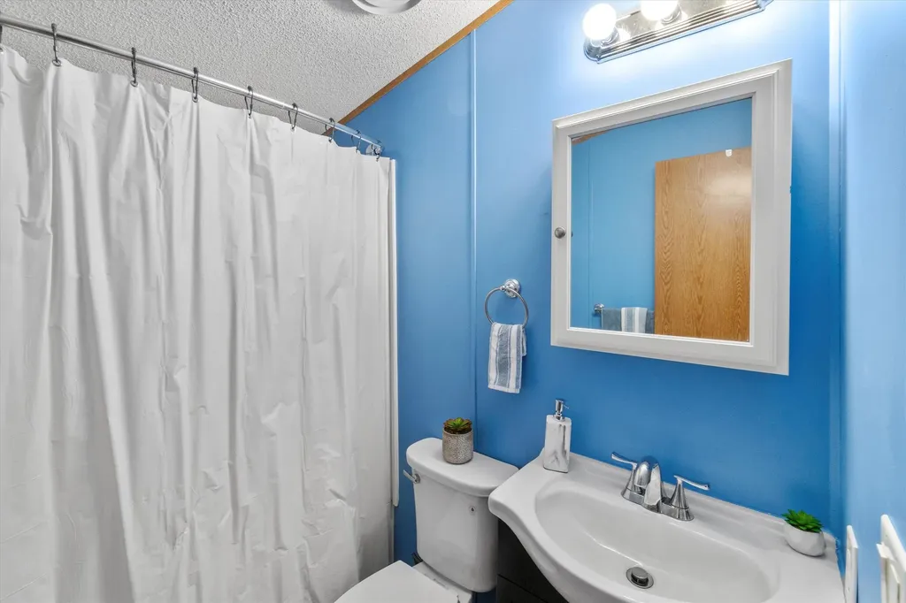 100 Rockingham Road Derry NH 03038