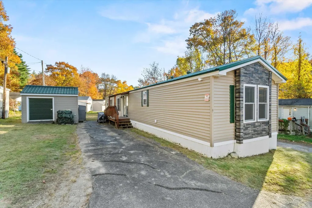 100 Rockingham Road Derry NH 03038