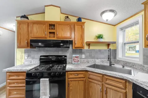 100 Rockingham Road Derry NH 03038