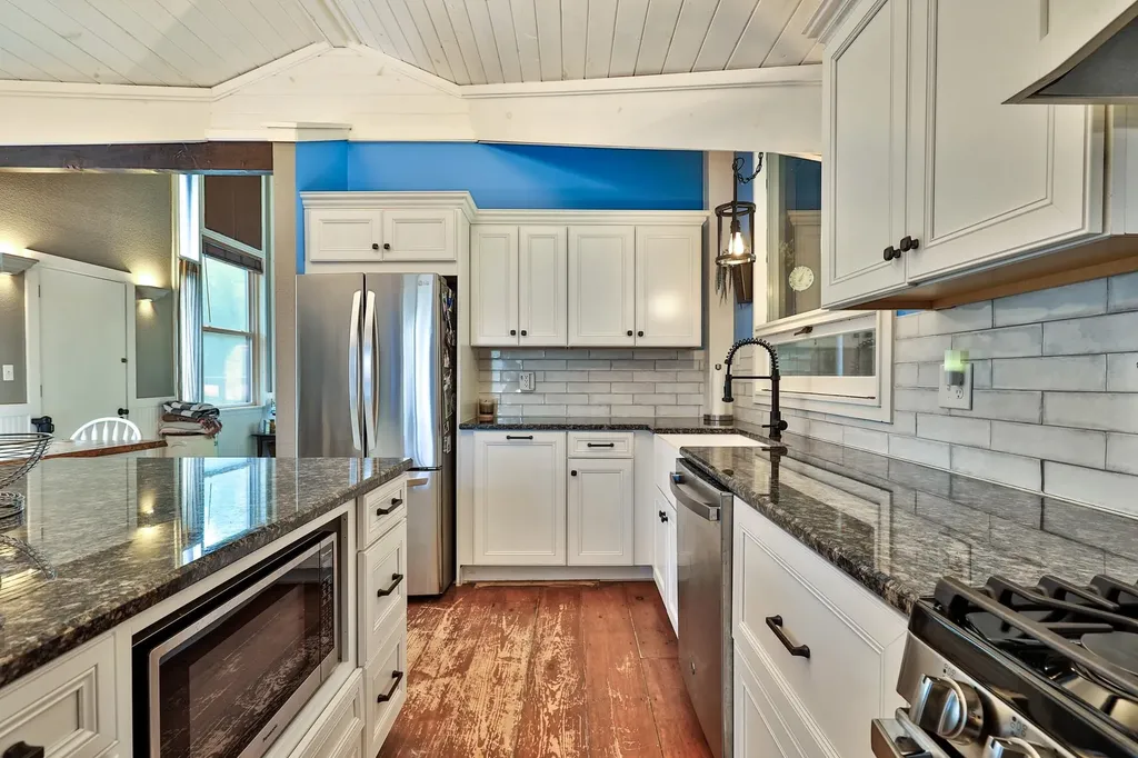 430 Hawk Mountain Road Pittsfield VT 05762