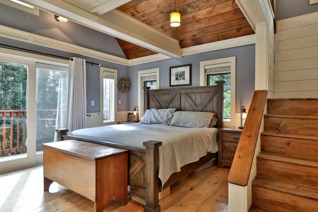 430 Hawk Mountain Road Pittsfield VT 05762