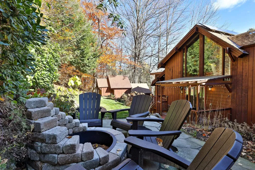 430 Hawk Mountain Road Pittsfield VT 05762