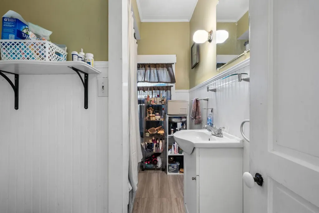 18 Highland Avenue Franklin NH 03235