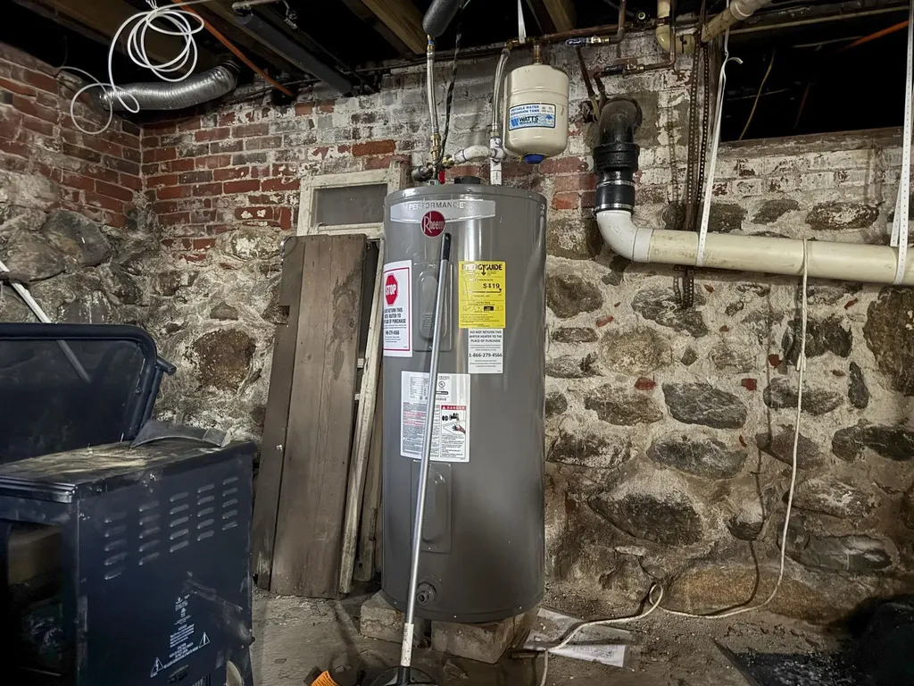 18 Highland Avenue Franklin NH 03235