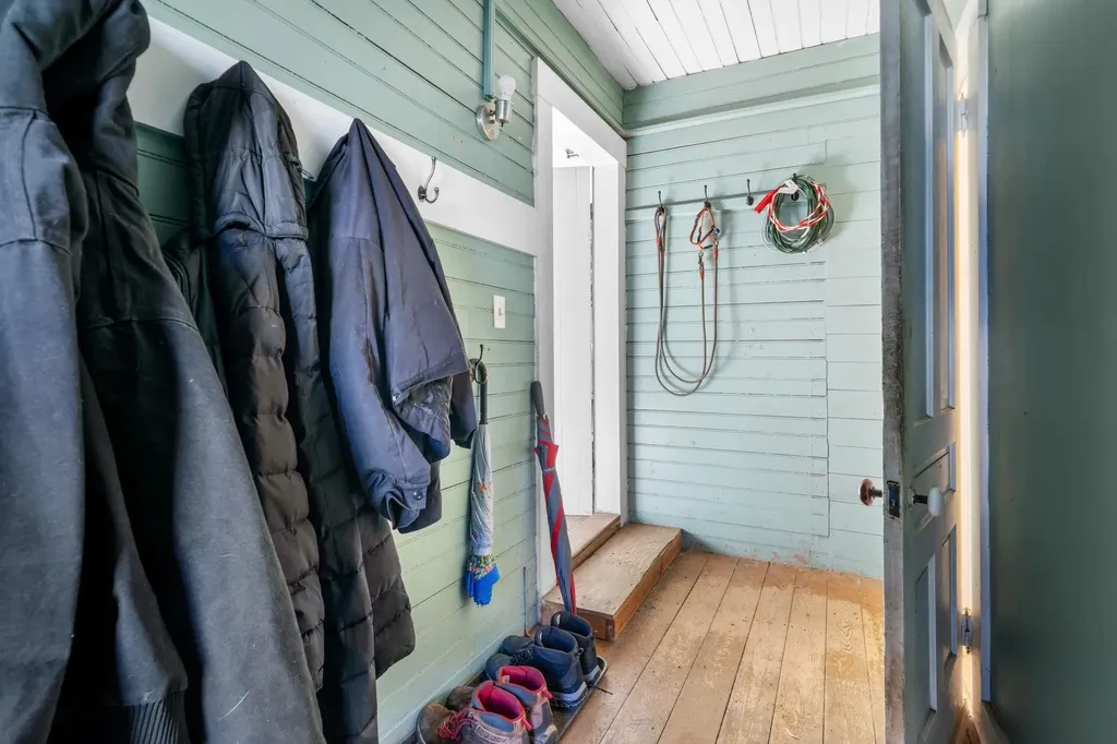 18 Highland Avenue Franklin NH 03235