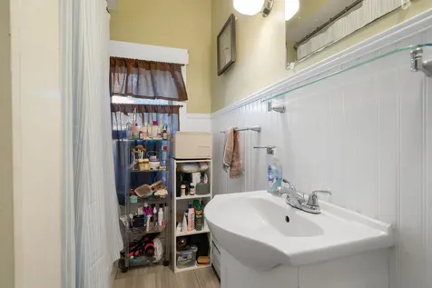 18 Highland Avenue Franklin NH 03235