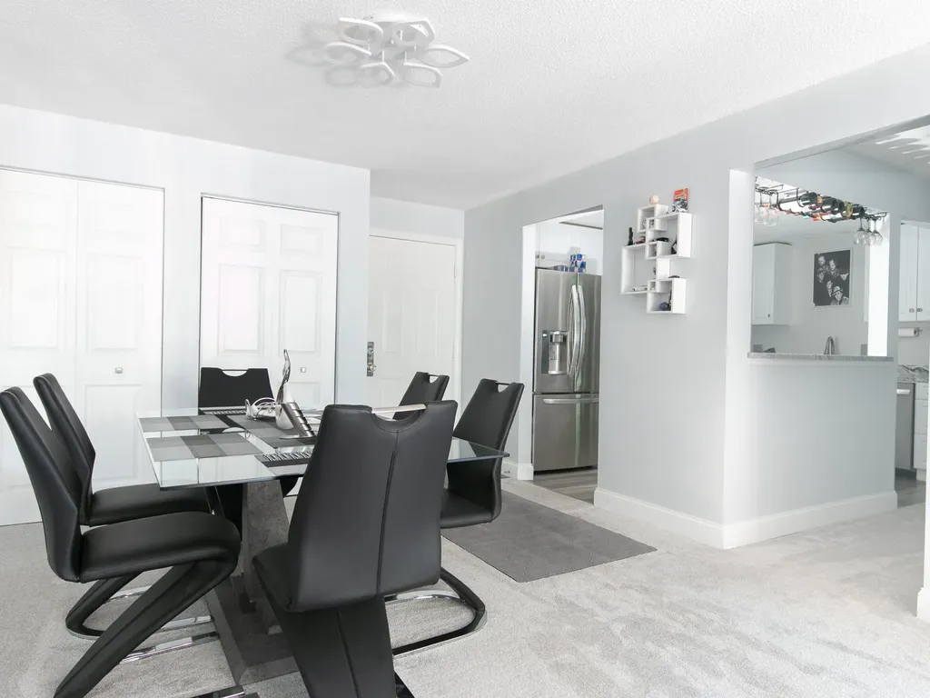 23 Country Club Drive Manchester NH 03102