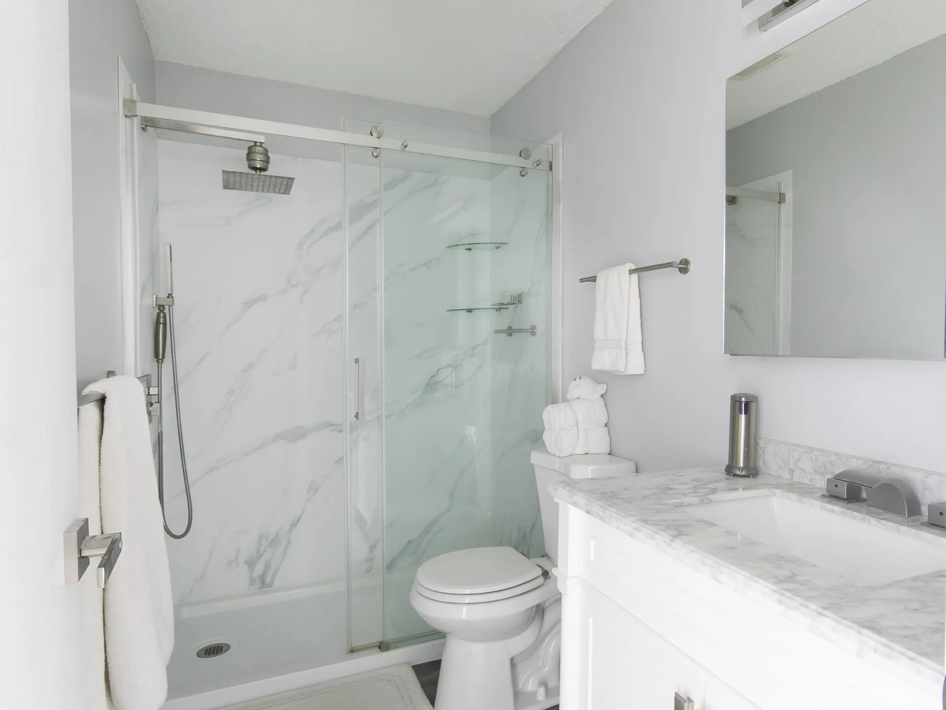 23 Country Club Drive Manchester NH 03102