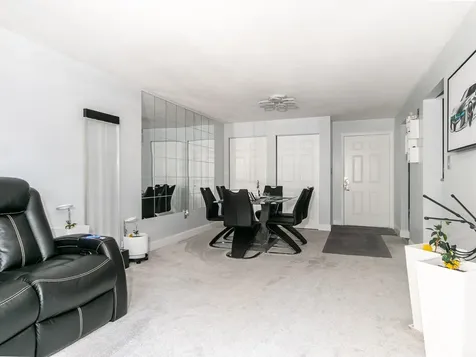 23 Country Club Drive Manchester NH 03102