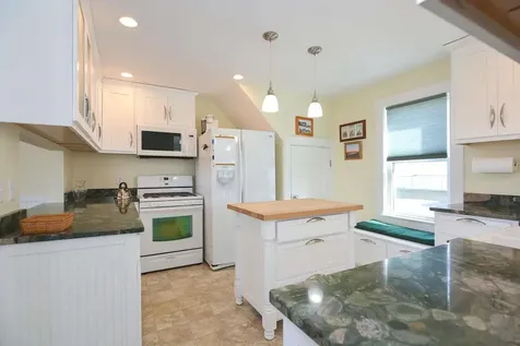 7 Williams Street Hampton NH 03842