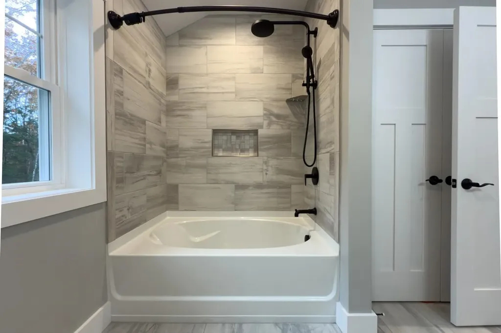 33 Blackadar Lane Moultonborough NH 03254