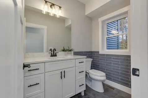 33 Blackadar Lane Moultonborough NH 03254