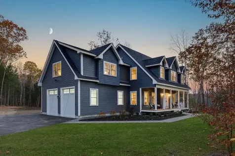 33 Blackadar Lane Moultonborough NH 03254