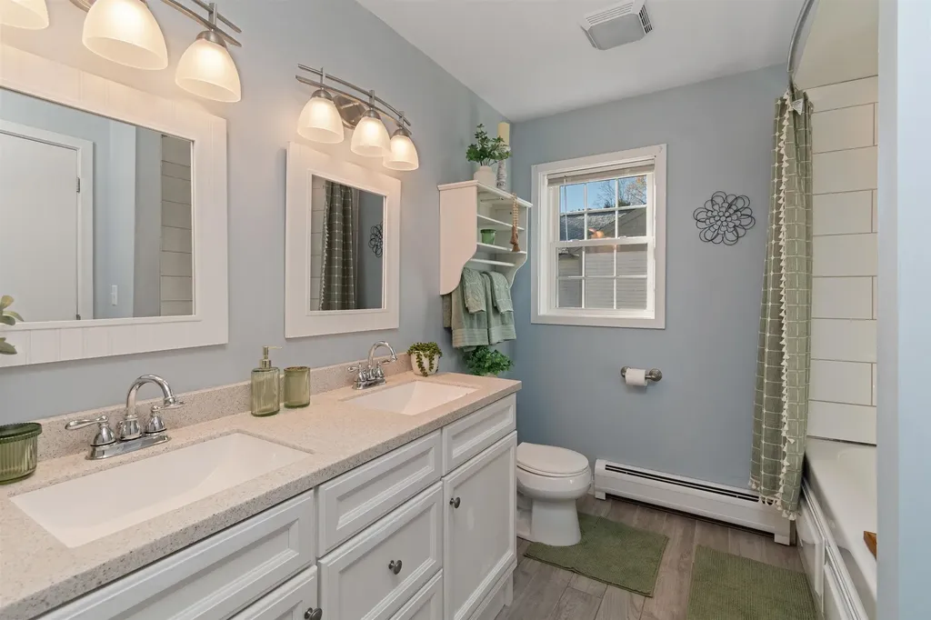 102 Saybrook Road Essex VT 05452