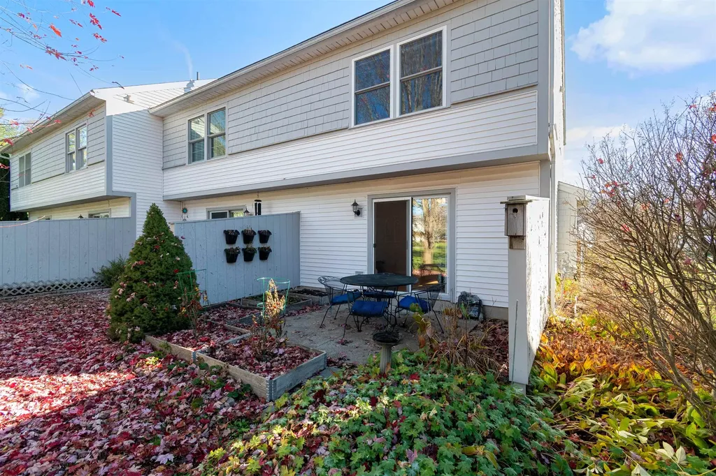 102 Saybrook Road Essex VT 05452