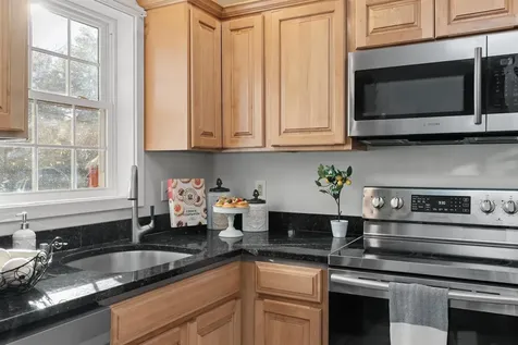 102 Saybrook Road Essex VT 05452