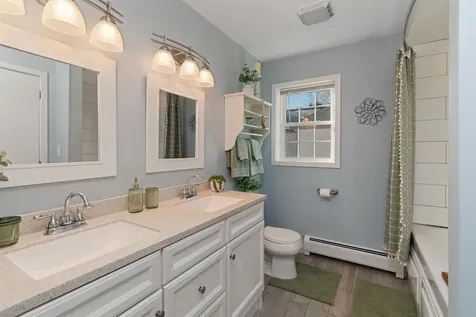 102 Saybrook Road Essex VT 05452