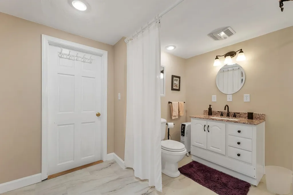 16 Ridge Road Barnstead NH 03218