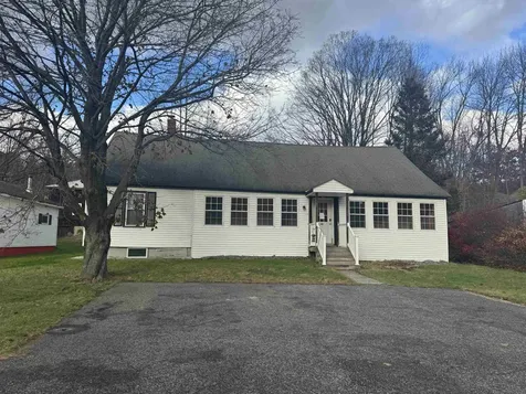 10 Meadow Street Ludlow VT 05149