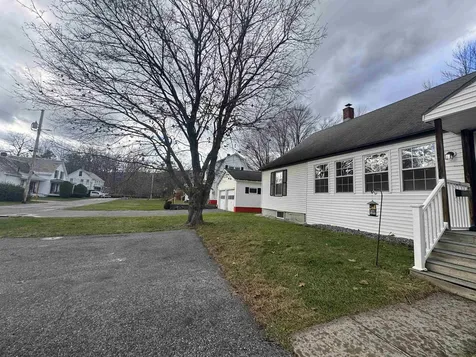 10 Meadow Street Ludlow VT 05149