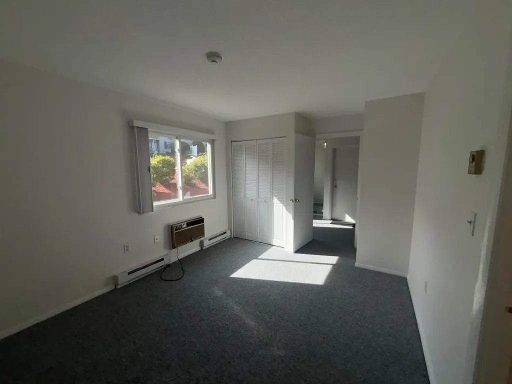 107 Treetop Circle Laconia NH 02346