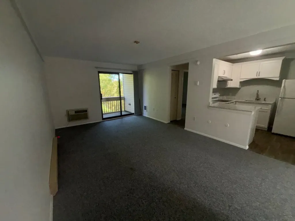 107 Treetop Circle Laconia NH 02346