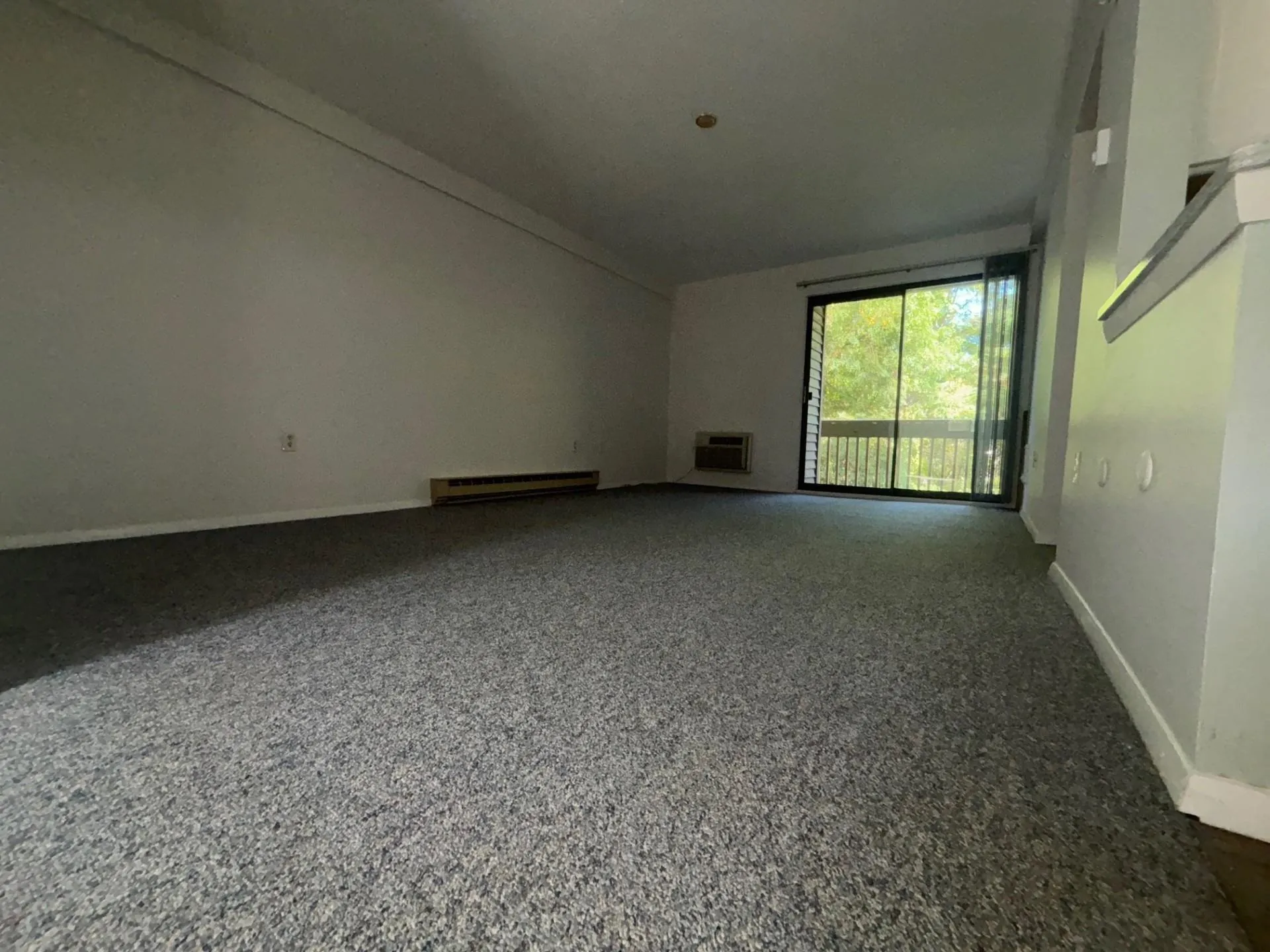 107 Treetop Circle Laconia NH 02346