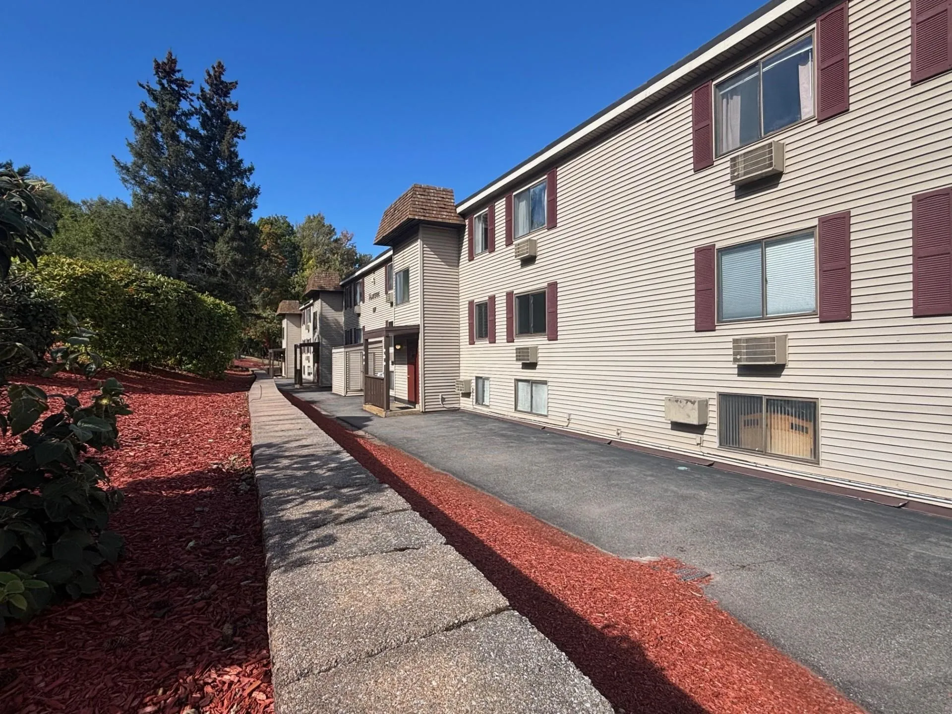 107 Treetop Circle Laconia NH 02346