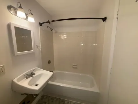 107 Treetop Circle Laconia NH 02346