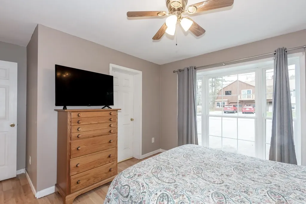 42 Woodrow Avenue Franklin NH 03235