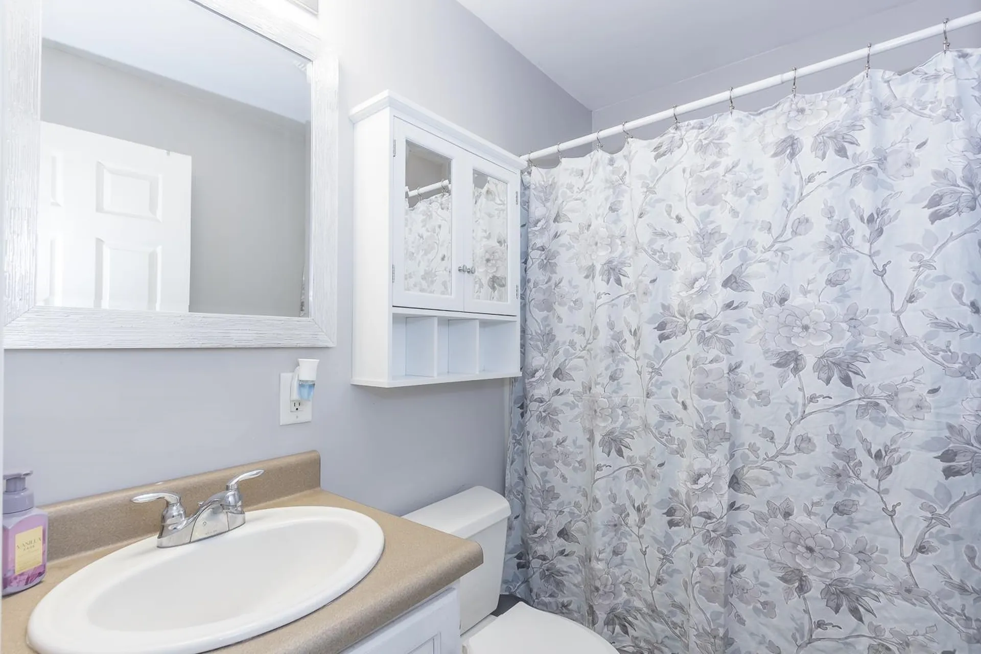 42 Woodrow Avenue Franklin NH 03235