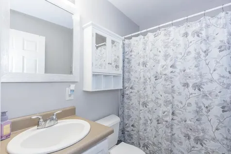 42 Woodrow Avenue Franklin NH 03235