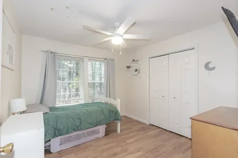 42 Woodrow Avenue Franklin NH 03235