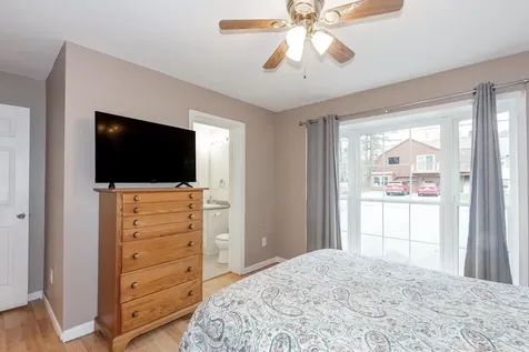 42 Woodrow Avenue Franklin NH 03235