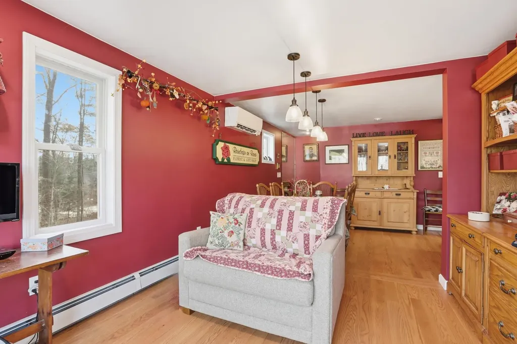 13 Elm Street Antrim NH 03440