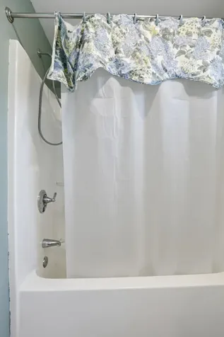 13 Elm Street Antrim NH 03440