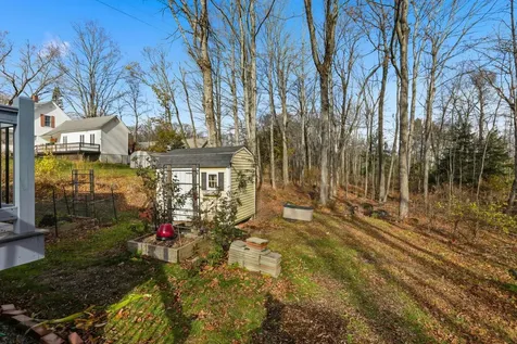 13 Elm Street Antrim NH 03440