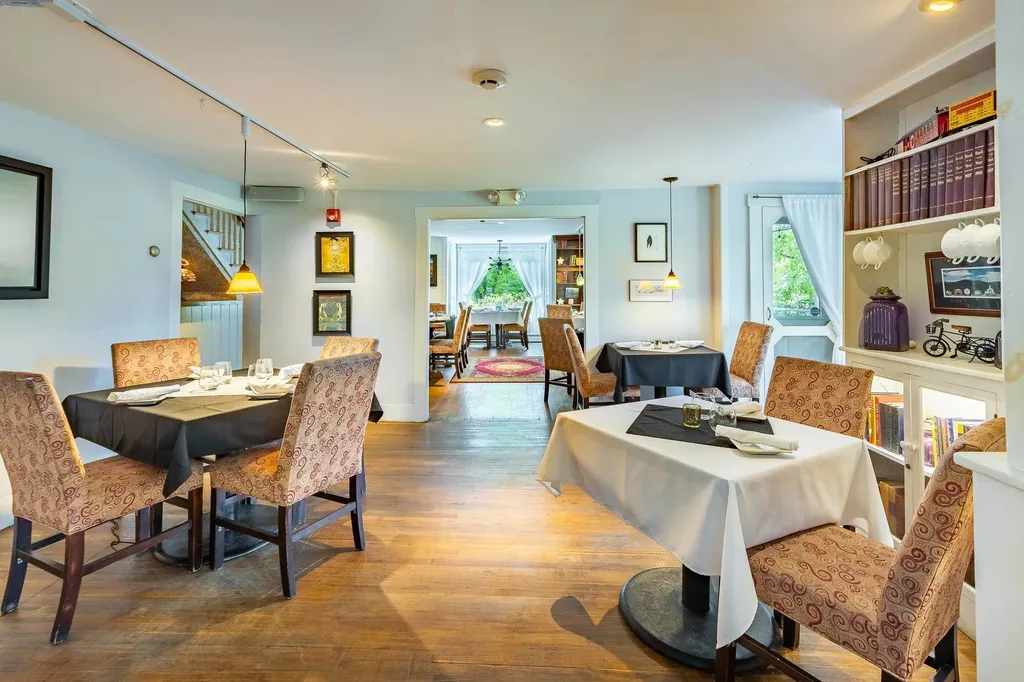 19 Huntington Place Rochester VT 05767