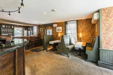 19 Huntington Place Rochester VT 05767